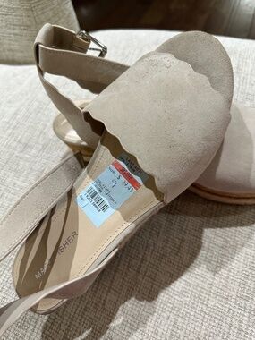 Marc Fisher sandals